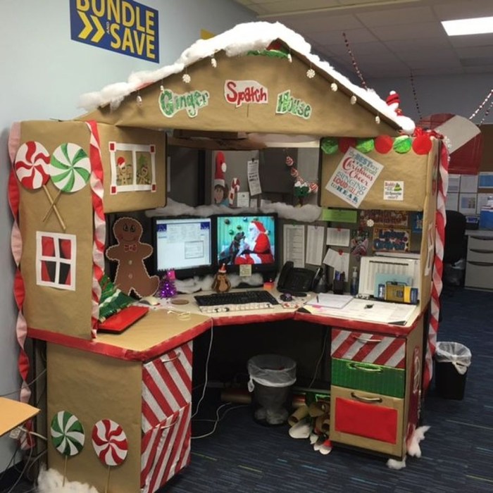 How to decorate your office for christmas holiday