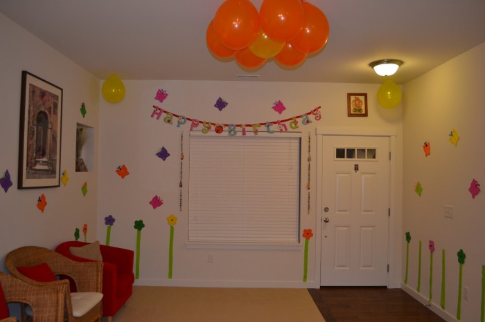 How to decorate room for party